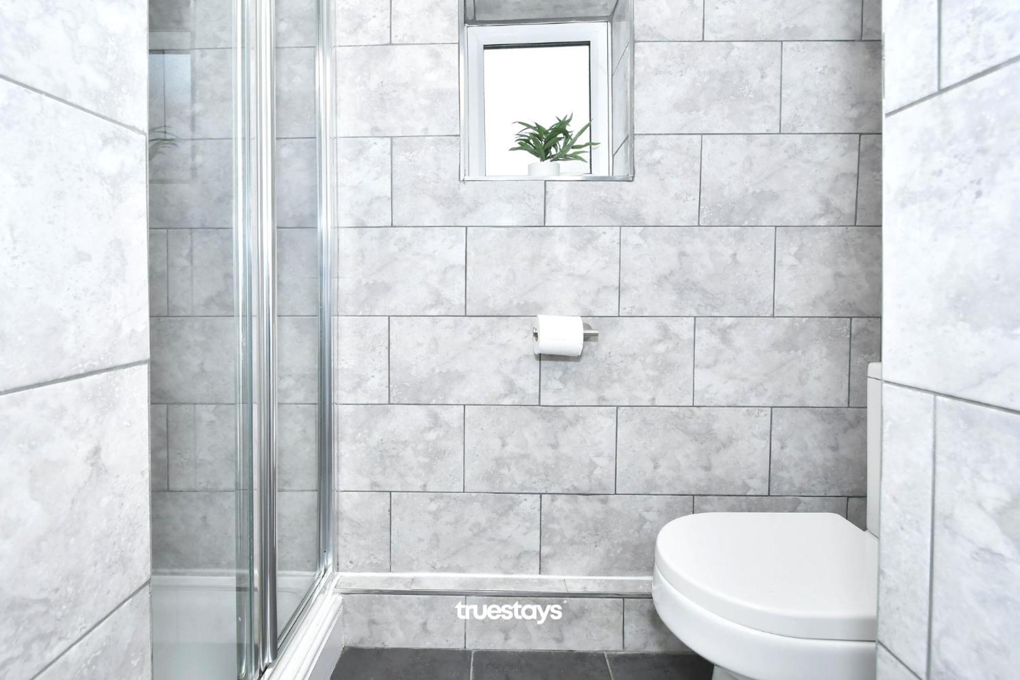 Gilman House By Truestays - 4 Bedroom House In Stoke-On-Trent Etruria Buitenkant foto