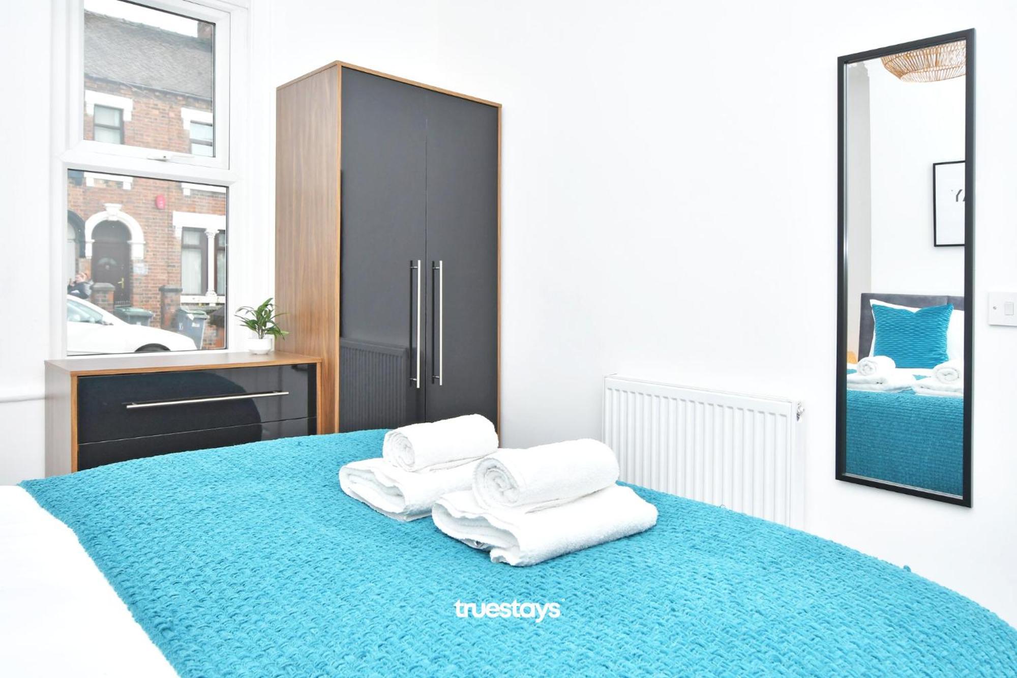 Gilman House By Truestays - 4 Bedroom House In Stoke-On-Trent Etruria Buitenkant foto