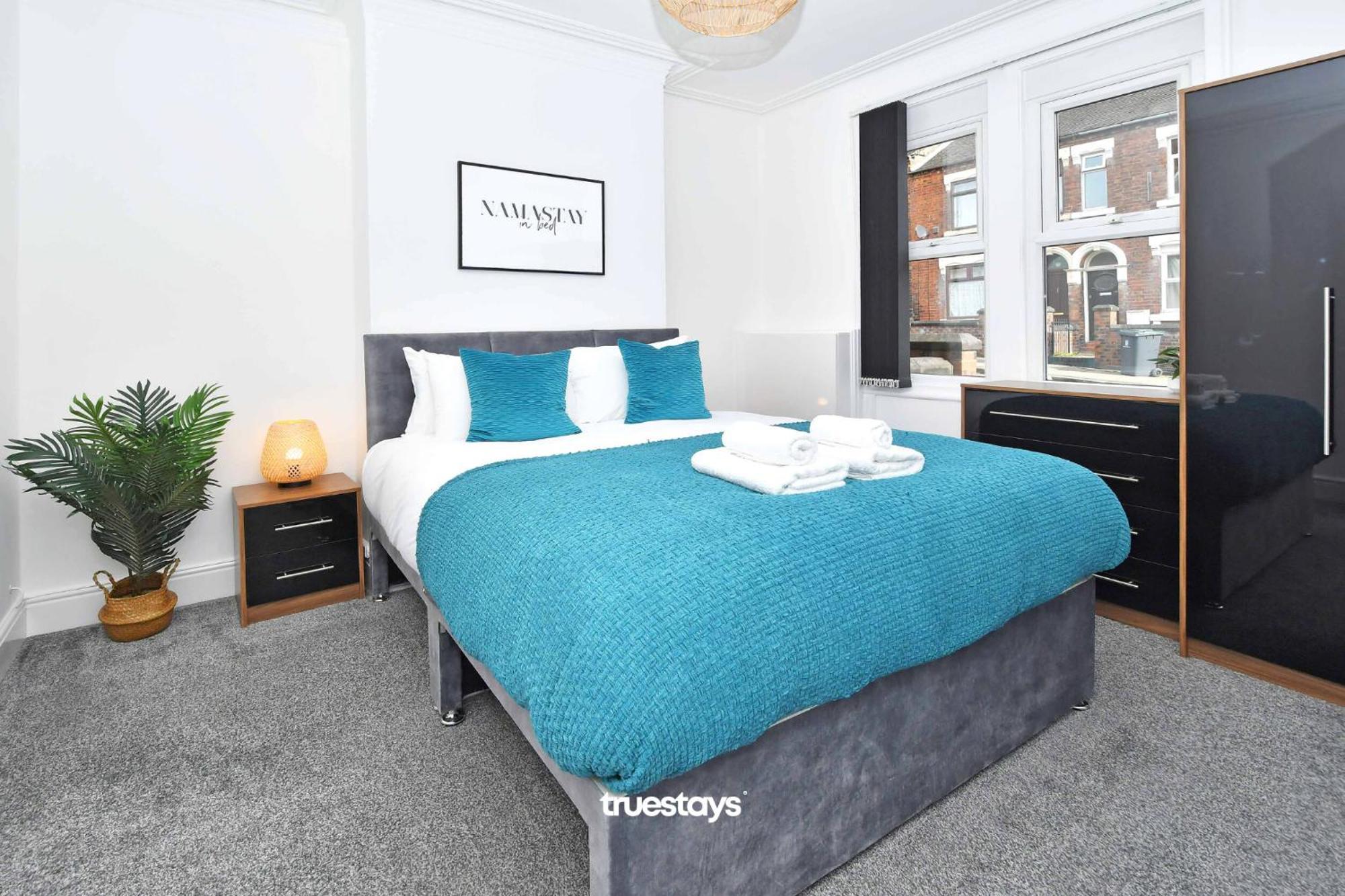 Gilman House By Truestays - 4 Bedroom House In Stoke-On-Trent Etruria Buitenkant foto