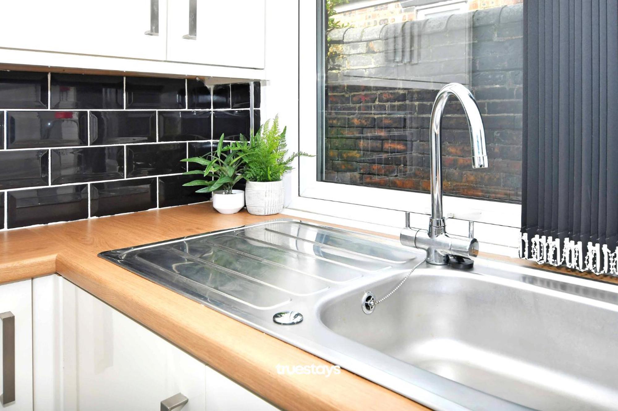 Gilman House By Truestays - 4 Bedroom House In Stoke-On-Trent Etruria Buitenkant foto